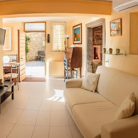 Apartment La Casa Dei Colori