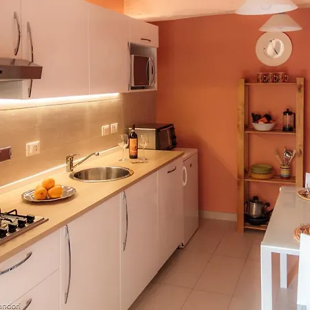 Apartment La Casa Dei Colori *